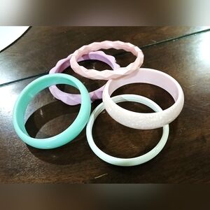 Set of Colorful Vintage Pladtic Bangle Bracelets